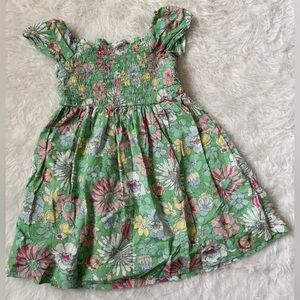 GAP Quintessential Spring Beautiful Green Floral Smocked Dress